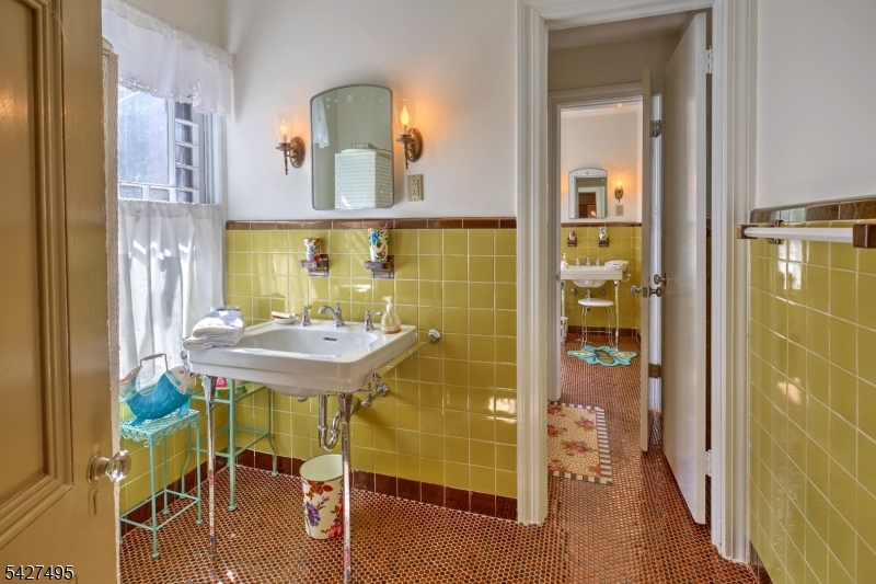 Bernardsville Mountain - Residential