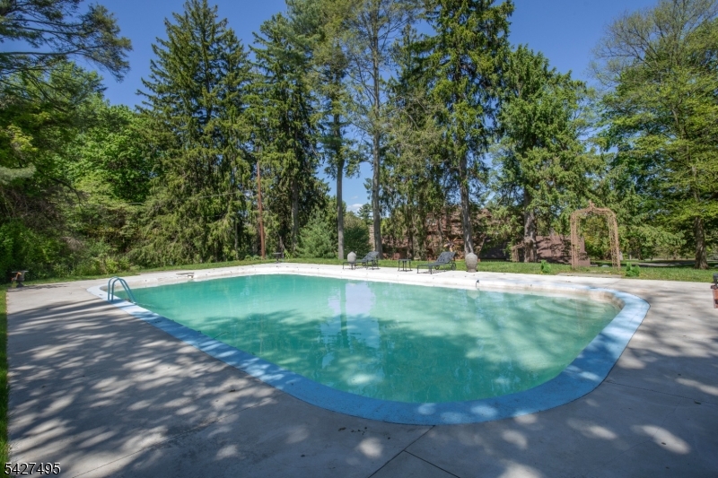 Bernardsville Mountain - Residential