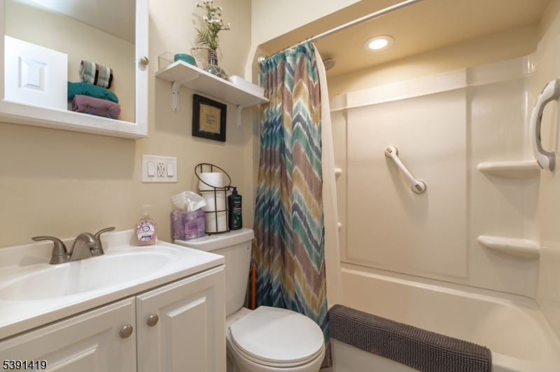 Erskine Lakes - Residential