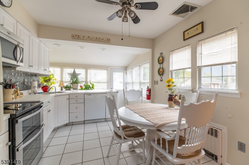 Erskine Lakes - Residential