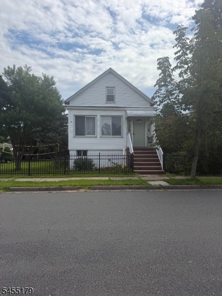 67 Oakland Ave