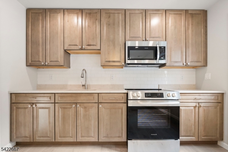 INDIAN LAKE - Residential Lease