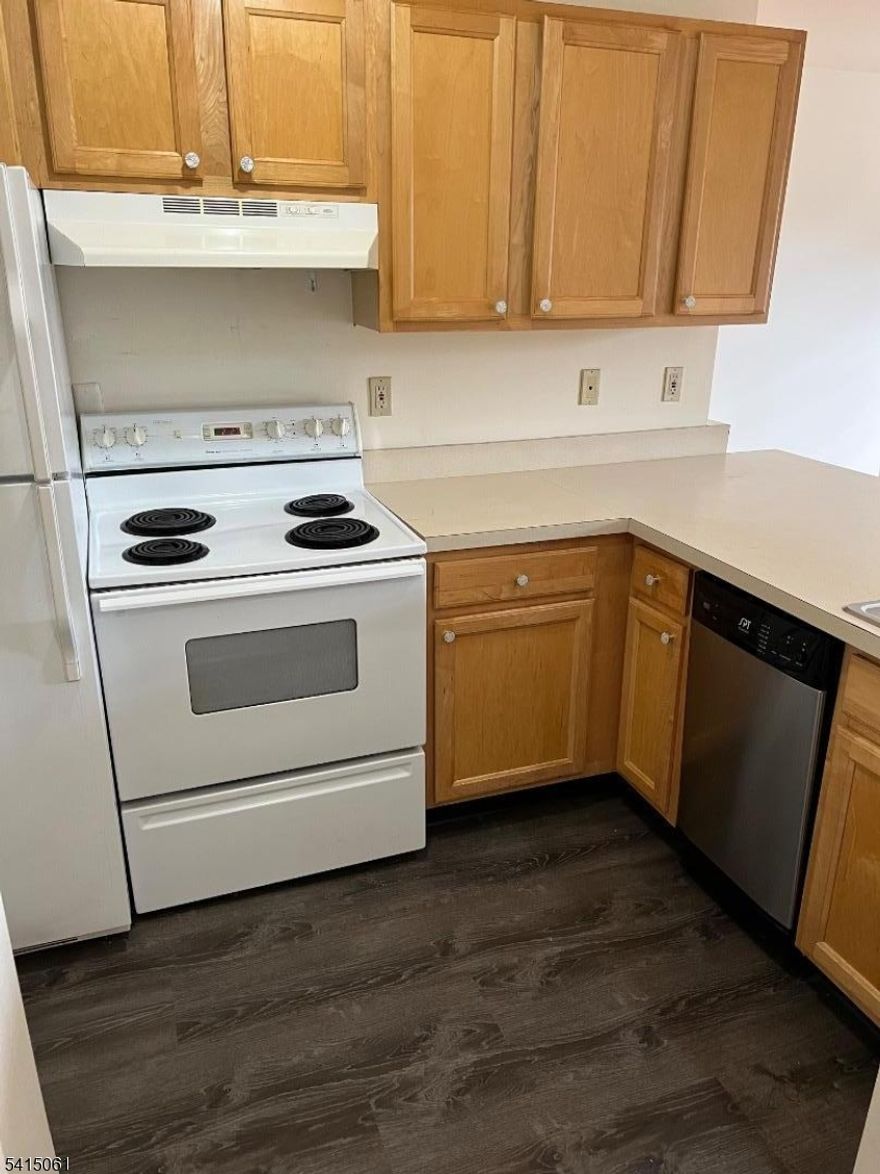 Located in the heart of Morris Plains, this charming 1-bedroom, 1-bath apartment offers unbeatable convenience and location. Situated directly across the street from the Morris Plains Train Station, commuting is effortless with easy access to surrounding towns and even New York City. This well-located unit also features in-unit laundry, adding extra convenience to your everyday living. Enjoy being right in the center of town with local shops, restaurants, cafes, and everyday essentials just steps from your door. A perfect opportunity for commuters or anyone looking to enjoy walkable living in one of Morris County?s most desirable towns. Don?t miss it!