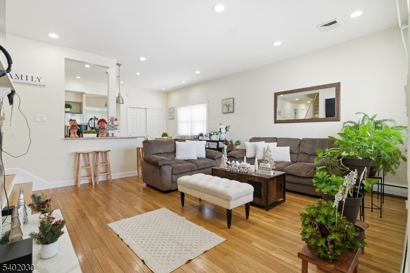 Menlo Park Terrace - Residential