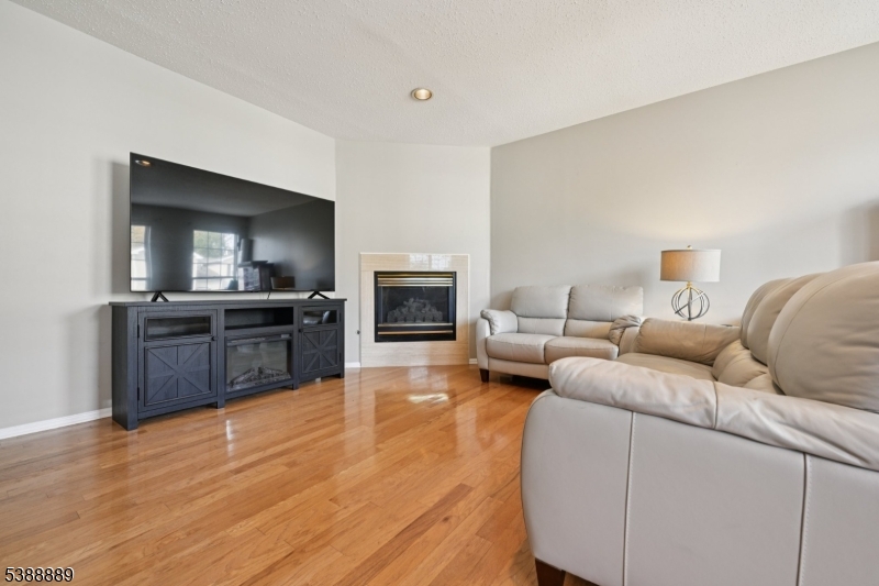 Rose Arbor - Residential Lease