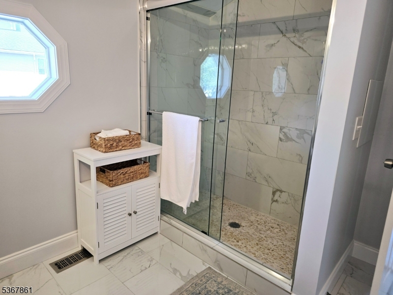 Crestmont - Residential Lease