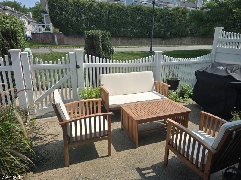 Crestmont - Residential Lease