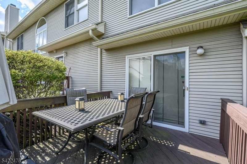 Log Cabin Estates - Residential