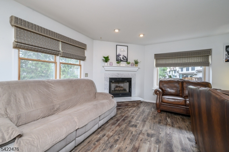 Log Cabin Estates - Residential