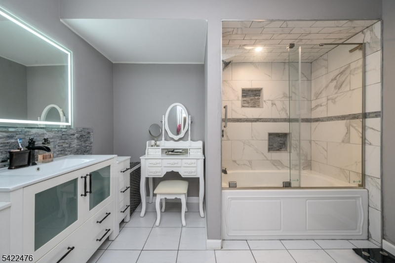 Log Cabin Estates - Residential