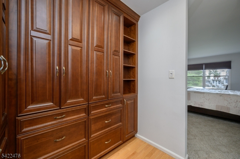 Log Cabin Estates - Residential