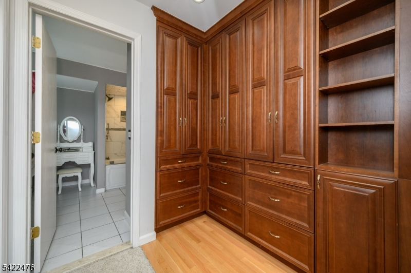 Log Cabin Estates - Residential