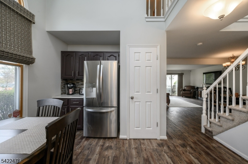 Log Cabin Estates - Residential