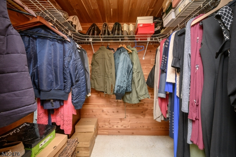 Log Cabin Estates - Residential