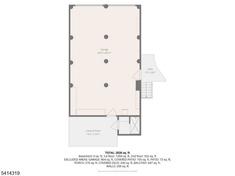 Main image without alt text