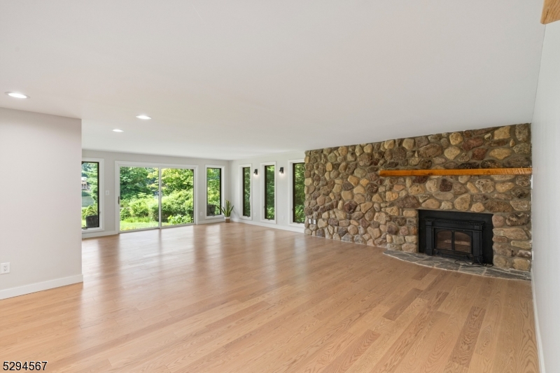 Photo 17 of 33 of 16 Island Trl house