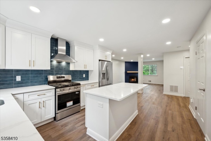 Raritan Twp., New Jersey 08822, United States, 1 Bedroom Bedrooms, ,1 BathroomBathrooms,Residential,Pending,132343 Raritan Twp., New Jersey 08822, United States, 1 Bedroom Bedrooms, ,1 BathroomBathrooms,Residential,Pending,132343