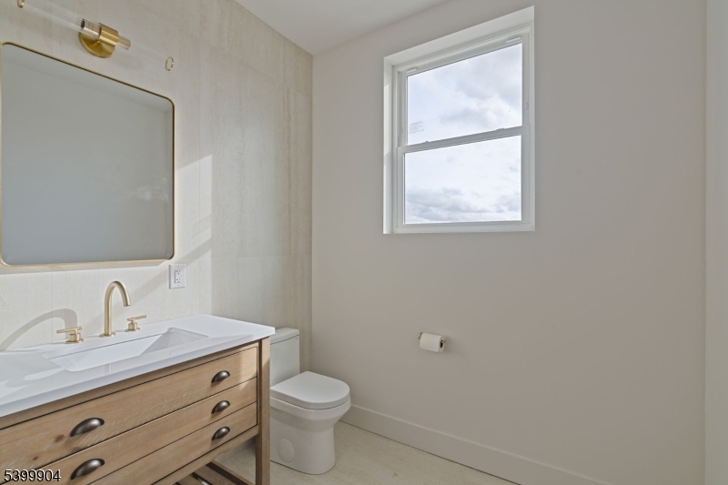 Avon Lakeview Townhomes - Residential