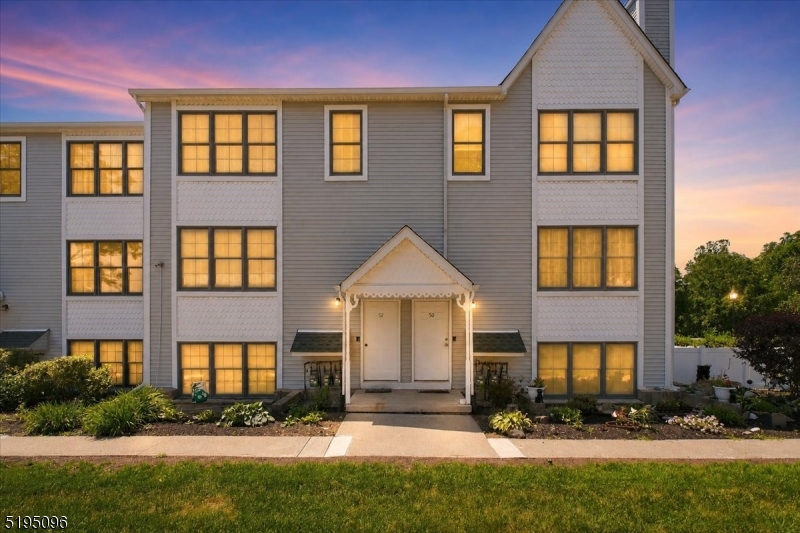 Photo 1 of 24 — 94 Burlington Ct 94, Hamburg Boro, NJ 07419