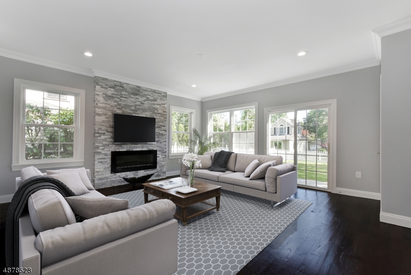 Manor Section - Residential