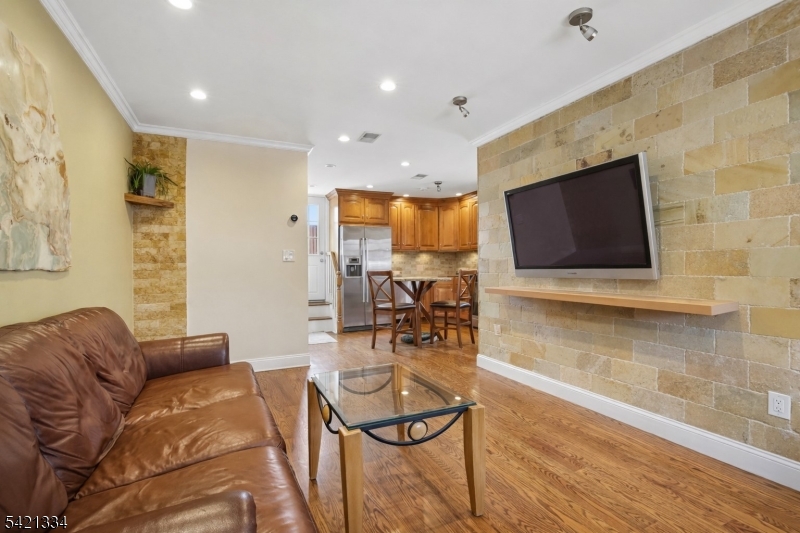 Residential - Residential Income