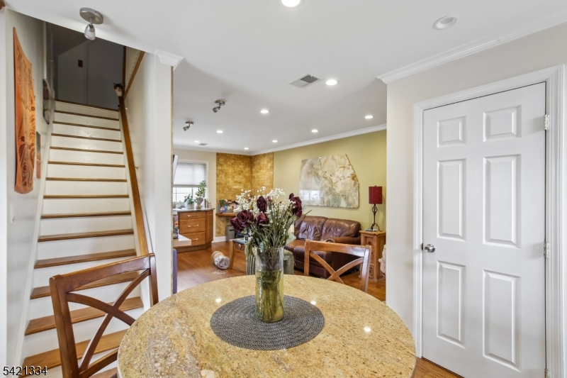 Residential - Residential Income