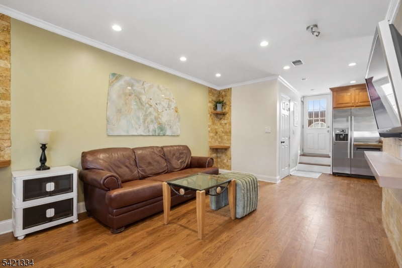 Residential - Residential Income