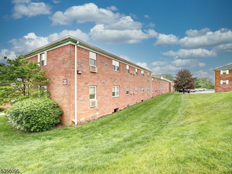 Mountain Club - Residential Lease