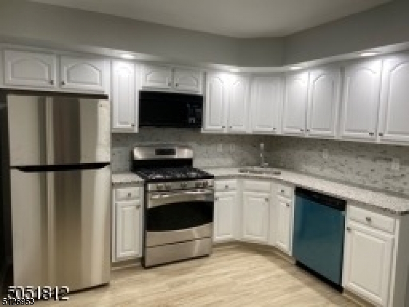 Glenbrooke - Residential