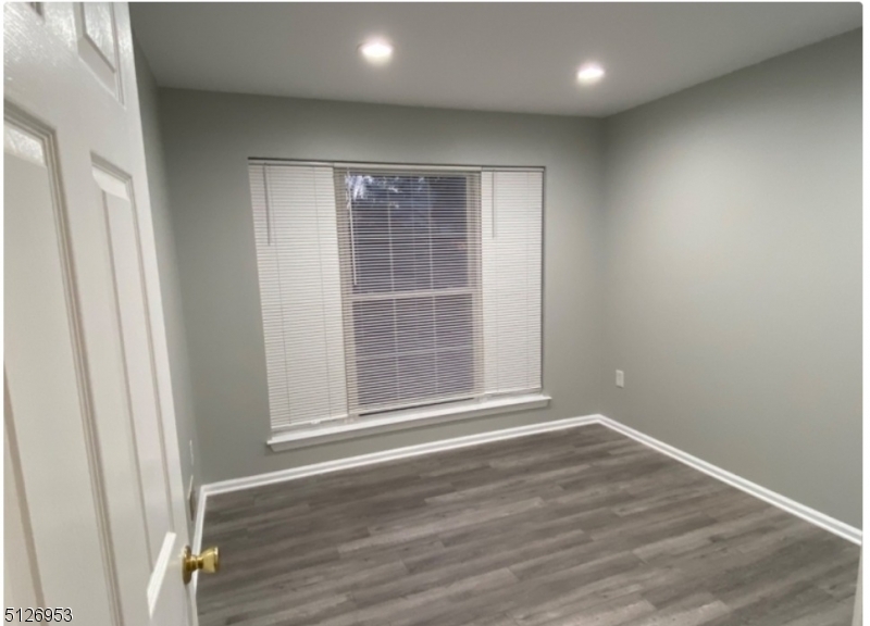 Glenbrooke - Residential