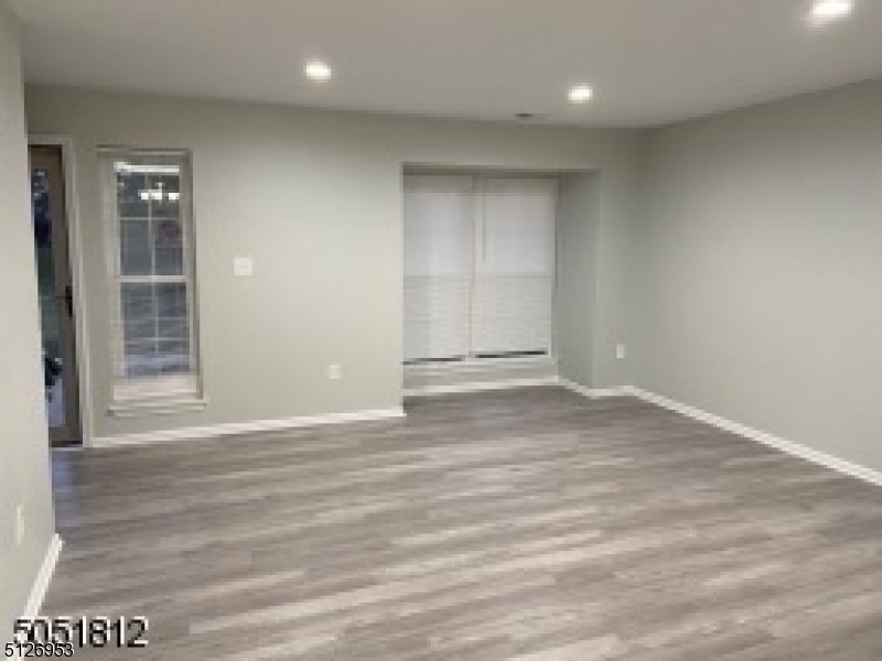 Glenbrooke - Residential