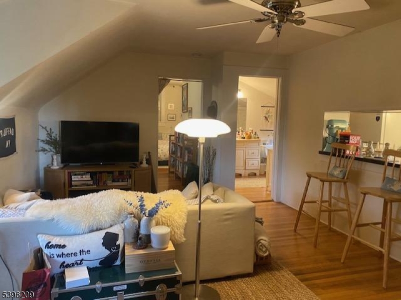 Carriage House - Residential Lease