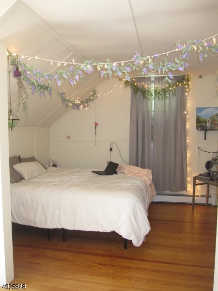 Carriage House - Residential Lease