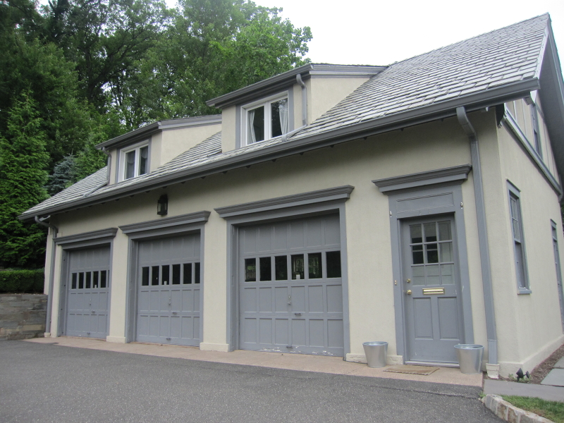 Carriage House - Residential Lease