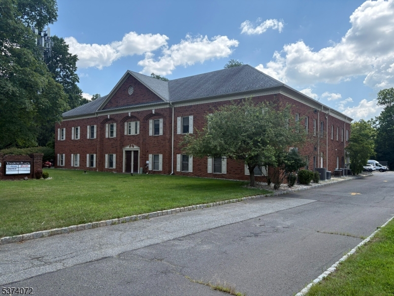 Bridgewater Twp., New Jersey 08805, United States, ,Residential,Active,181160