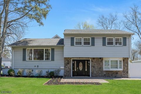 223 Fairview Ave, Verona Twp., NJ 07044 - MLS#: 3957730