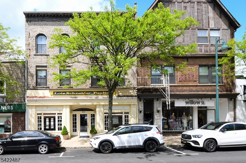 Downtown Summit - Residential Lease