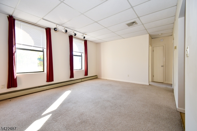 Downtown Summit - Residential Lease