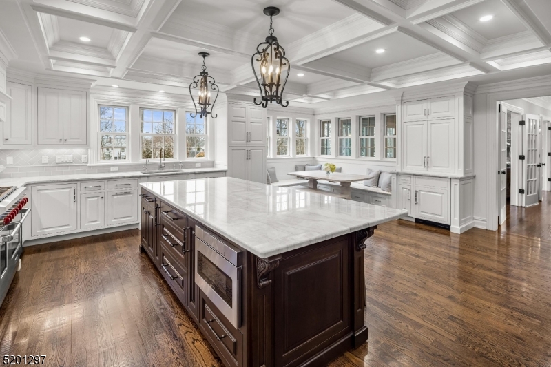 THE HILL - Residential