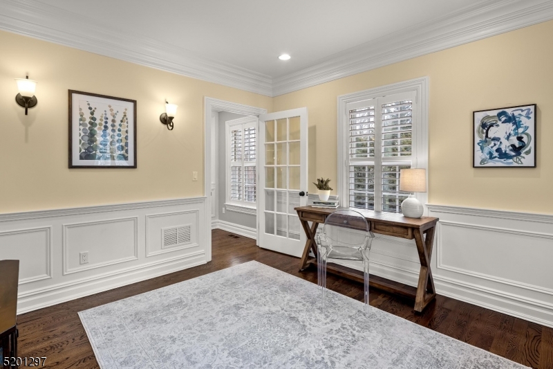 THE HILL - Residential