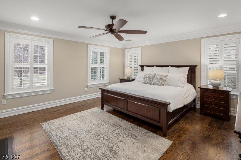 THE HILL - Residential