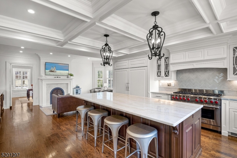 THE HILL - Residential