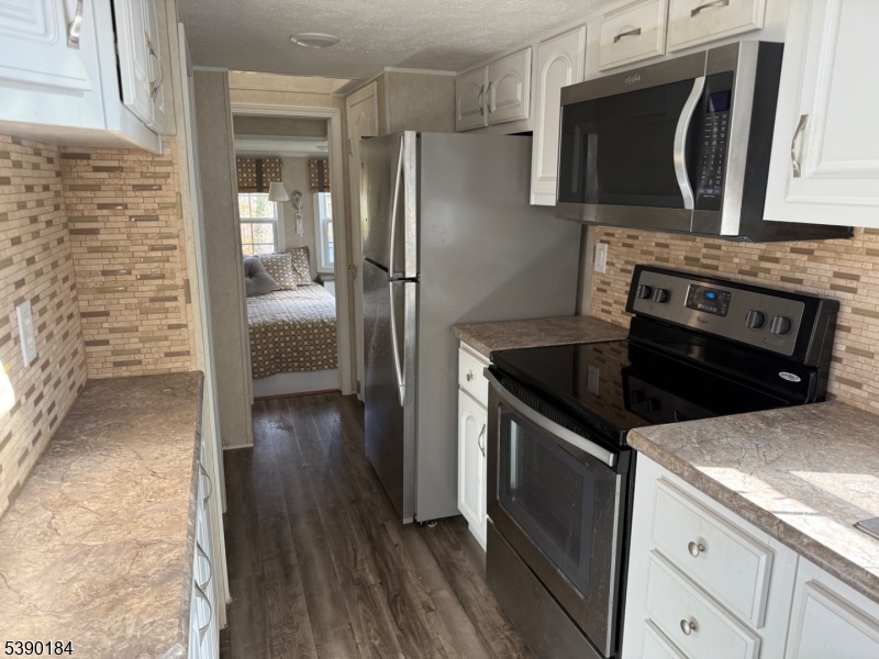 YB  Properties LLC - Residential Lease