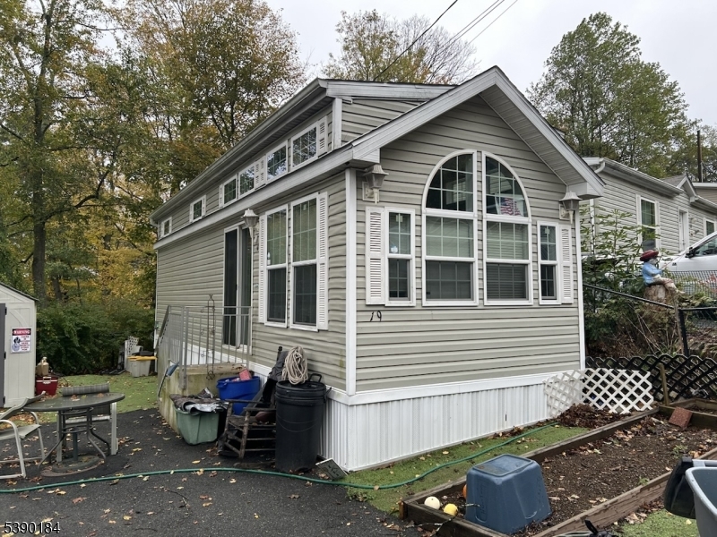 YB  Properties LLC - Residential Lease