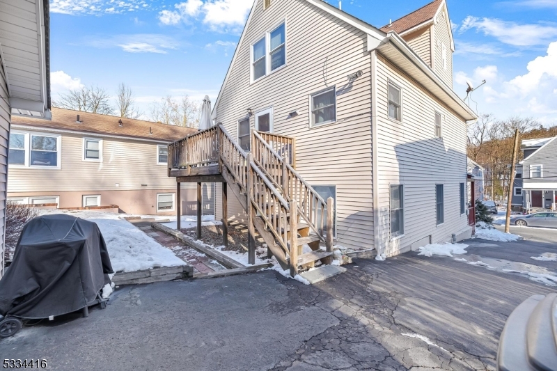 In Town - Residential Income