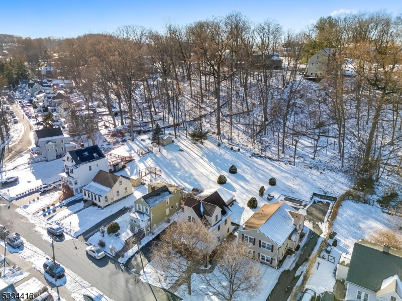 In Town - Residential Income