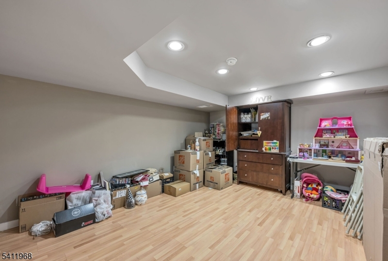 Skyline Village - Residential