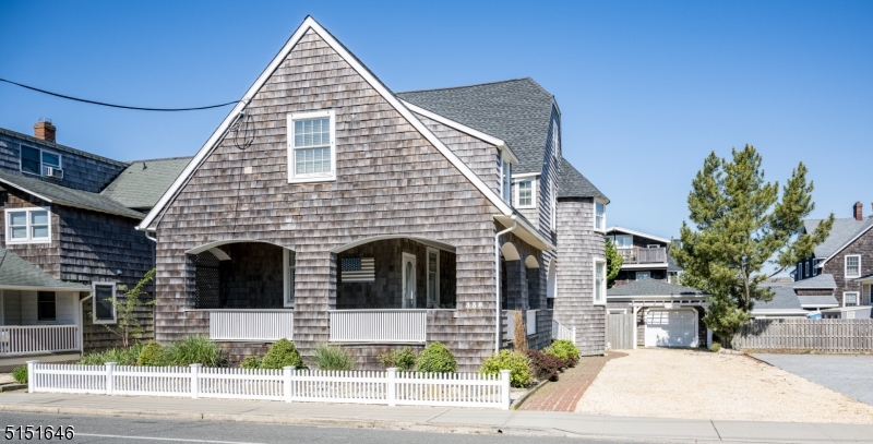 Bay Head - Residential