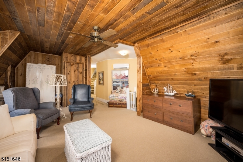 Bay Head - Residential