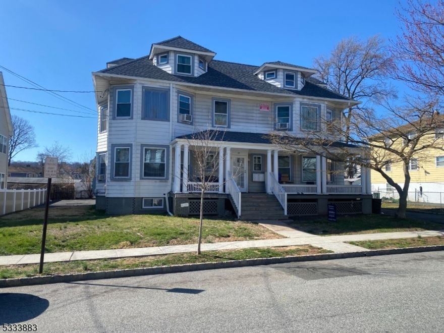 This 1st floor unit faces the front of the house which gets morning sunlight. It has a living space with a kitchenette and a sperate Bedroom. There are hardwood floors through-out, high ceilings and large windows. The Bathroom was been recently updated. Cats and Small dogs welcome for $100 pet deposit and $25 pet rent. Off-Street Parking is available for $25 a month. No on site laundry. Refrigera  Tenant pays Heat, Hot Water, Electric and Gas. Landlord pays for Water and lawn care. Open to Section 8 Tenants. Laundromat around the corner on Chestnut St & Watson Ave